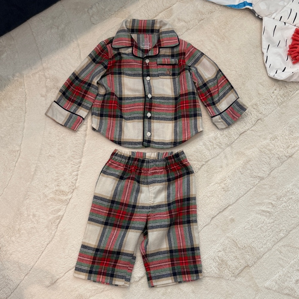 GAP Plaid Baby Pajamas Set
